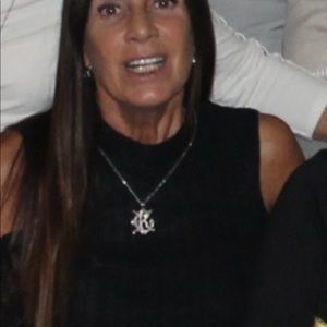 Meet your Posher, Cecilia